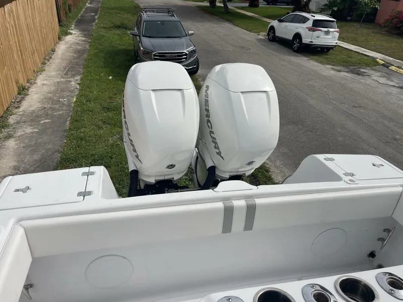 Slide: The Image of Intrepid Walkaround 289 2001 - 5709652