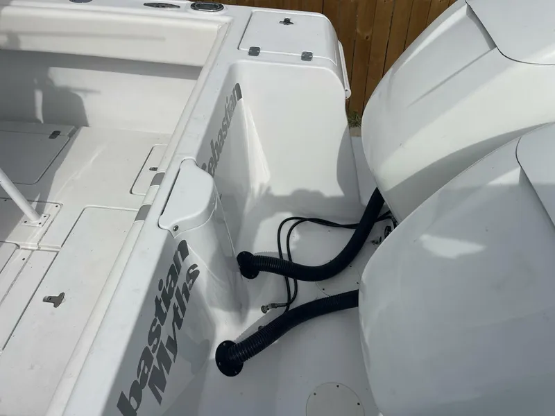 Slide: The Image of Intrepid Walkaround 289 2001 - 5709653