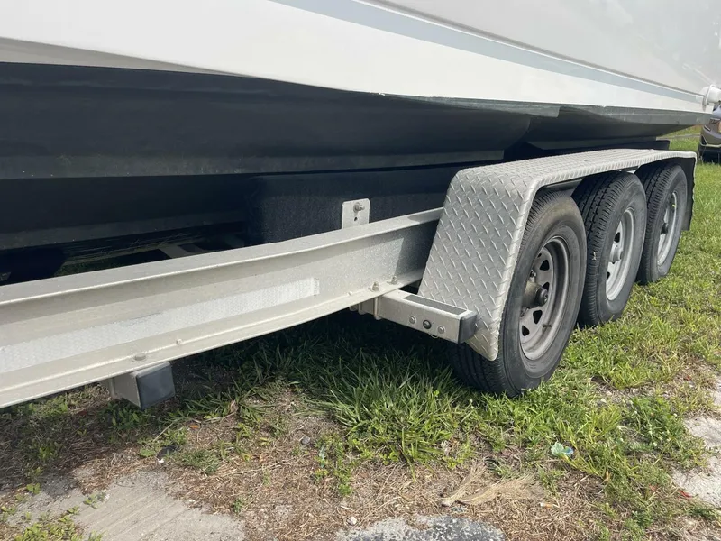 Slide: The Image of Intrepid Walkaround 289 2001 - 5709669