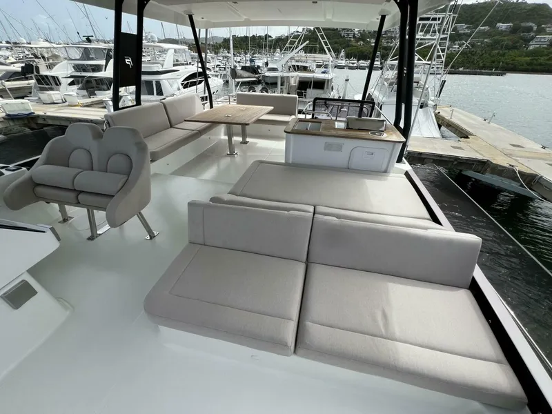 Slide: The Image of Fountaine Pajot MY6 2024 - 5458524