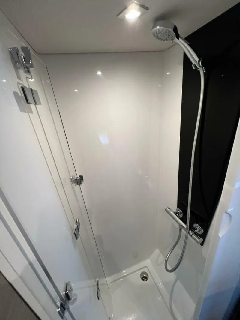 Slide: The Image of Fountaine Pajot MY6 2024 - 5458545