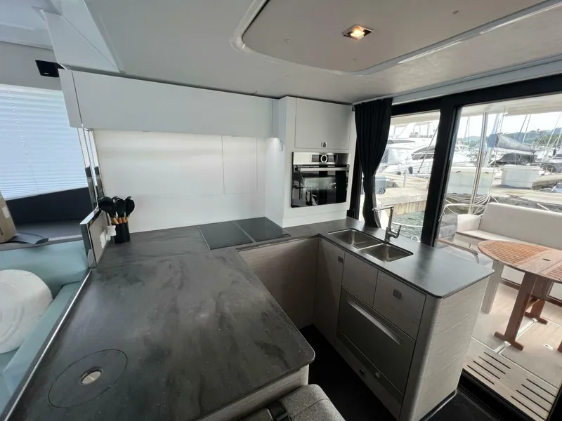 Slide: The Image of Fountaine Pajot MY6 2024 - 5458551