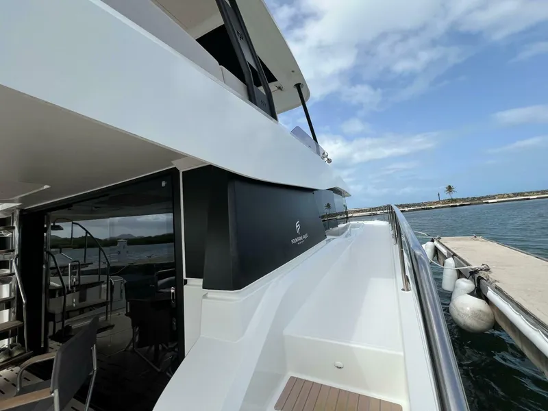 Slide: The Image of Fountaine Pajot MY6 2024 - 5458555