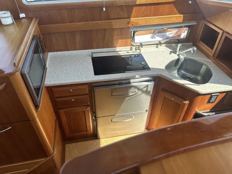 Slide: The Image of Sabre Sedan 2010 - 5459349