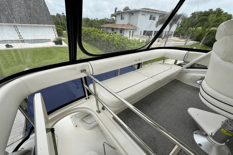 Slide: The Image of Sea Ray 550 SEDAN BRIDGE 2005 - 5711028