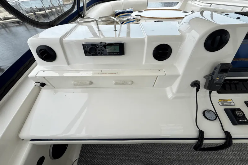 Slide: The Image of Sea Ray 550 SEDAN BRIDGE 2005 - 5711037