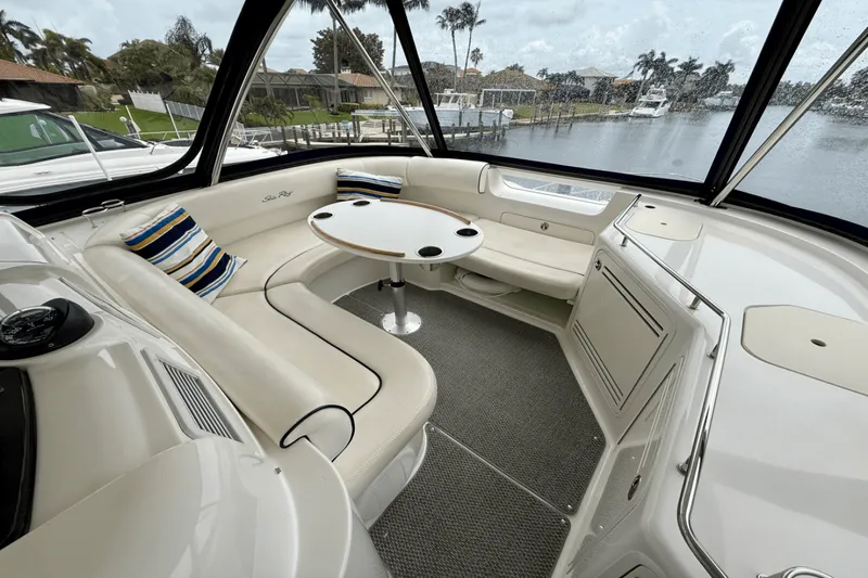 Slide: The Image of Sea Ray 550 SEDAN BRIDGE 2005 - 5711040