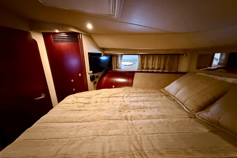 Slide: The Image of Sea Ray 550 SEDAN BRIDGE 2005 - 5711076