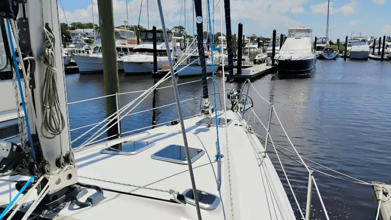 Slide: The Image of Hunter 50 2009 - 5463071