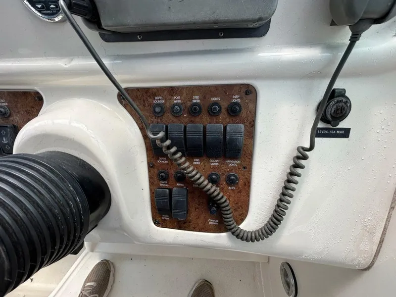 Slide: The Image of Sea Ray 270 Sundancer 2000 - 5463719