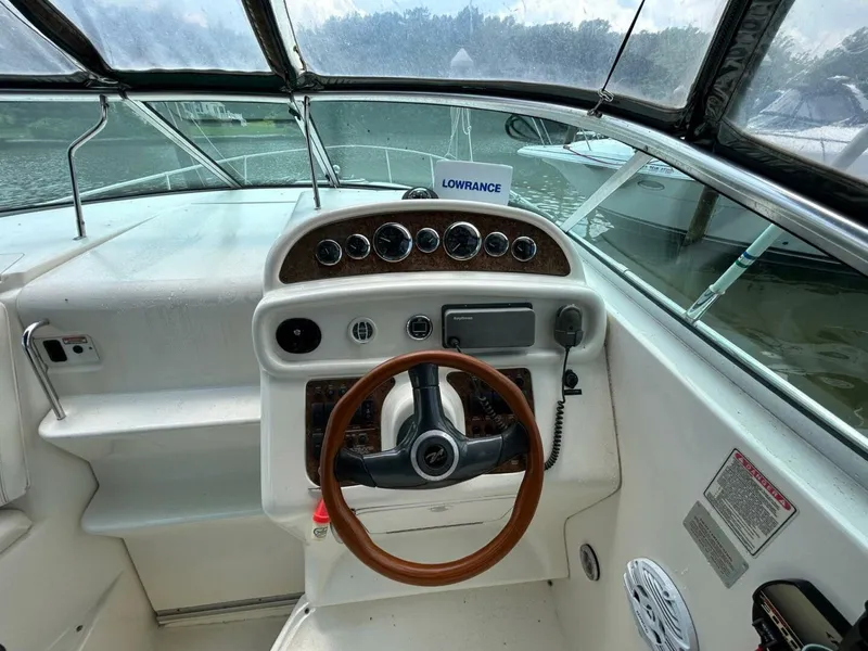 Slide: The Image of Sea Ray 270 Sundancer 2000 - 5463716