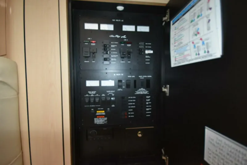 Slide: The Image of Sea Ray 360 Sundancer 2003 - 5464190