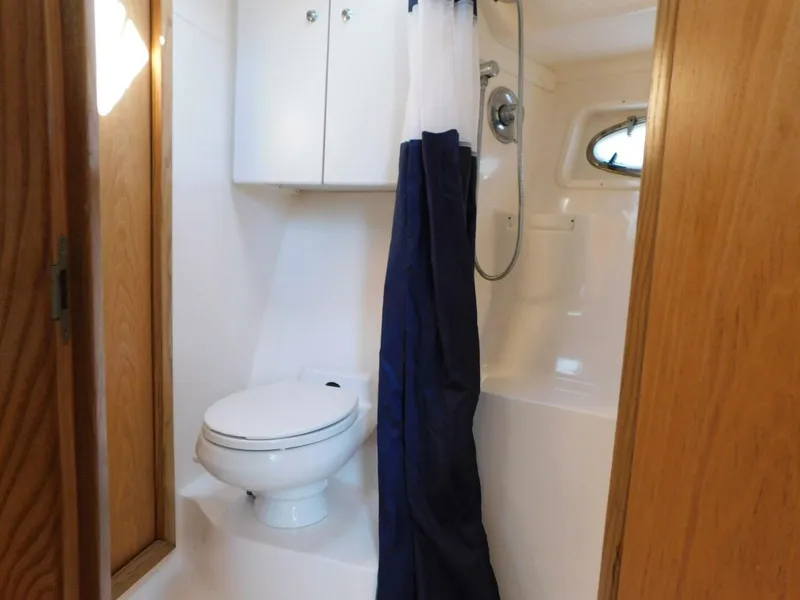 Slide: The Image of Tiara 3500 Express 2001 - 5465119