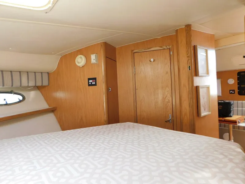 Slide: The Image of Tiara 3500 Express 2001 - 5465124