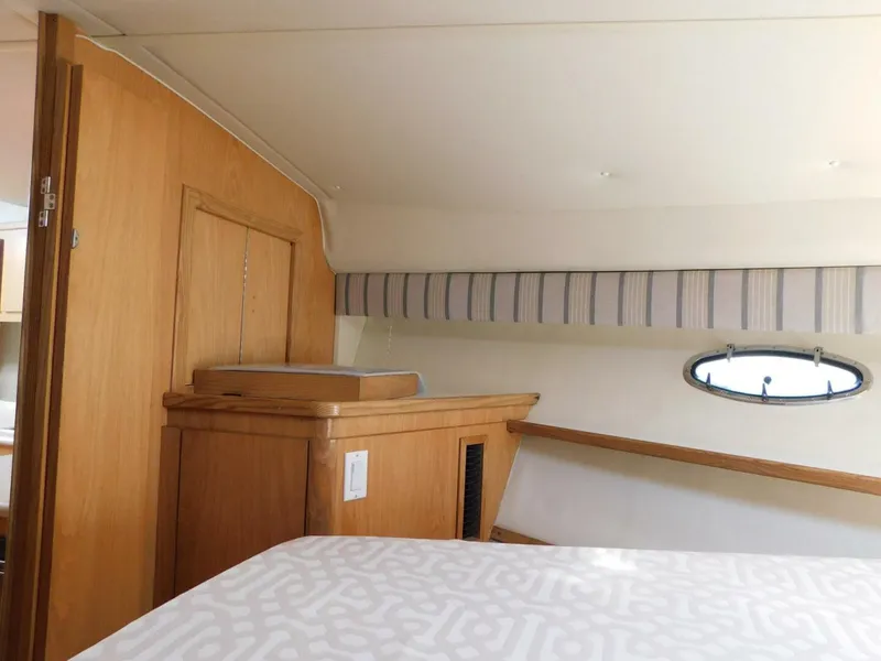 Slide: The Image of Tiara 3500 Express 2001 - 5465125