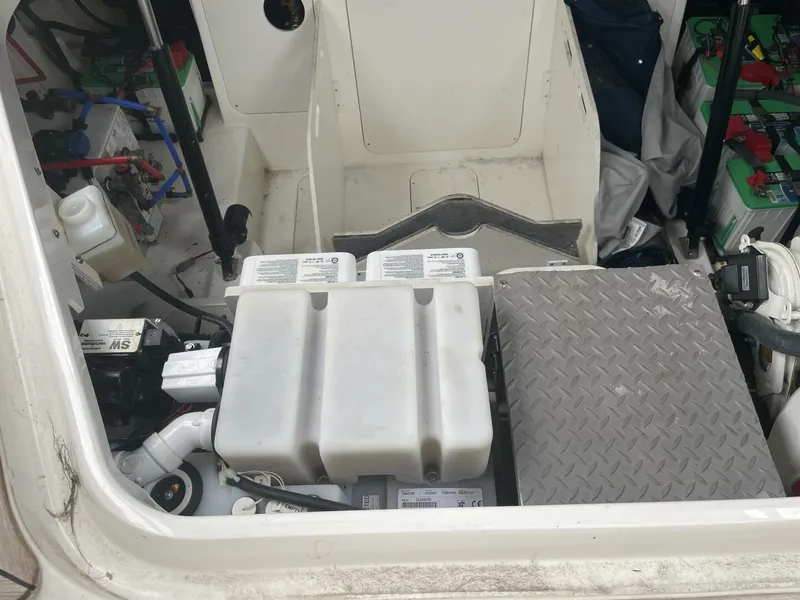 Slide: The Image of Sea Ray 320 DA-OB 2021 - 5466109