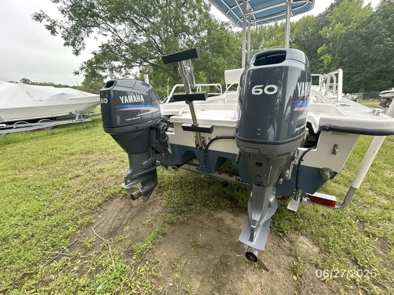 Slide: The Image of 22' Twin Vee outboards1 - 5465941