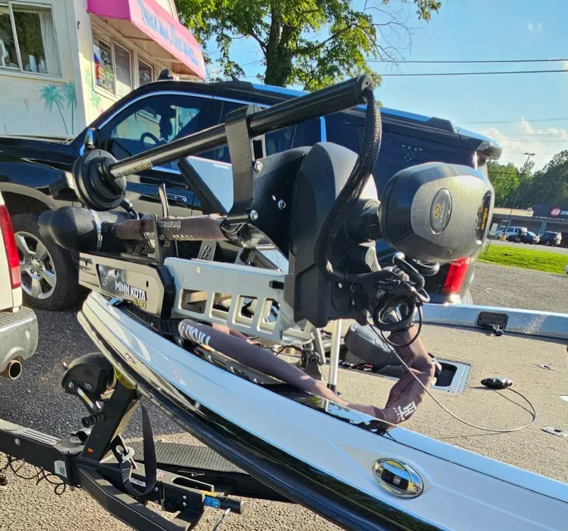 Slide: The Image of Ranger Z520L 2020 - 5485192