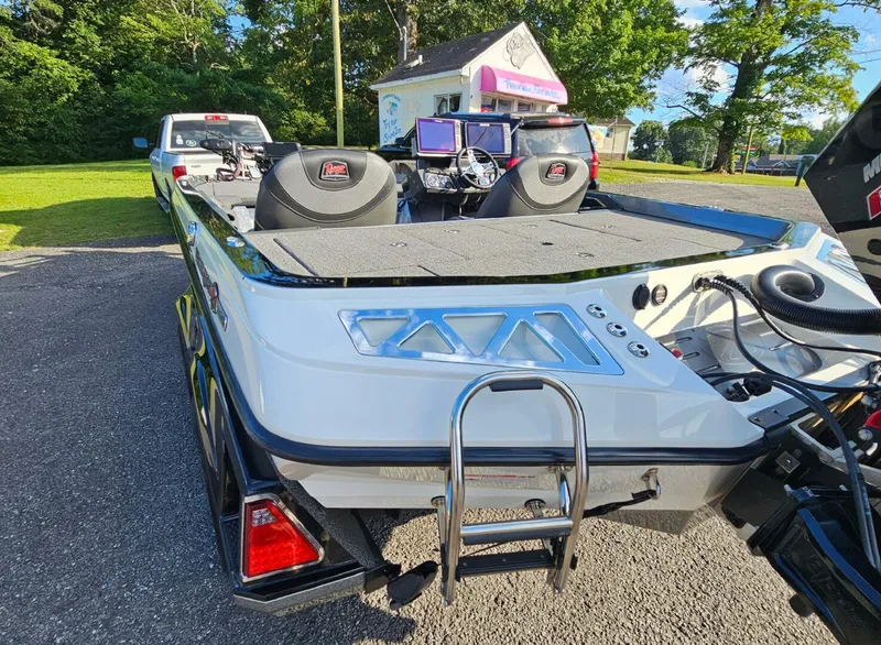 Slide: The Image of Ranger Z520L 2020 - 5485149