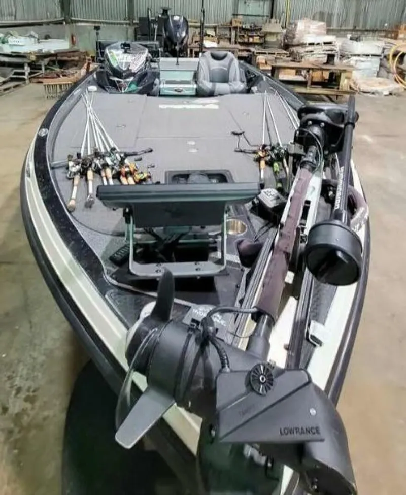 Slide: The Image of Ranger Z520L 2020 - 5471252