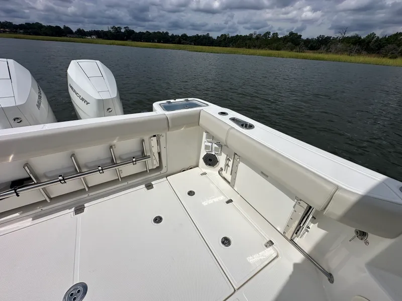 Slide: The Image of Boston Whaler 325 Conquest 2025 - 20