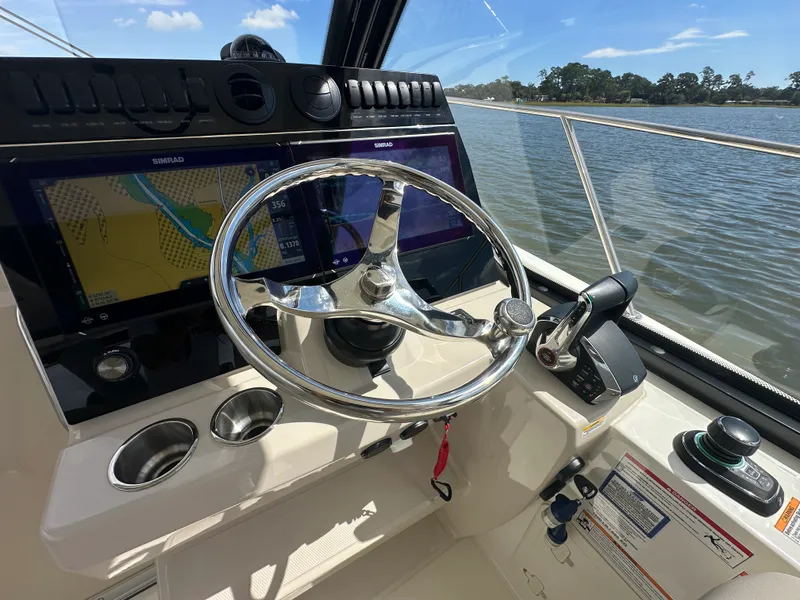 Slide: The Image of Boston Whaler 325 Conquest 2025 - 31