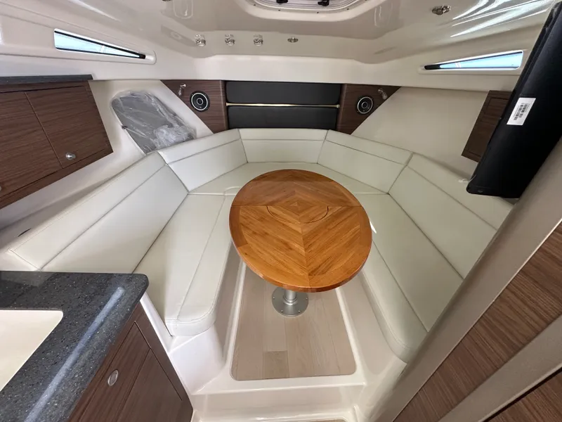 Slide: The Image of Boston Whaler 325 Conquest 2025 - 32