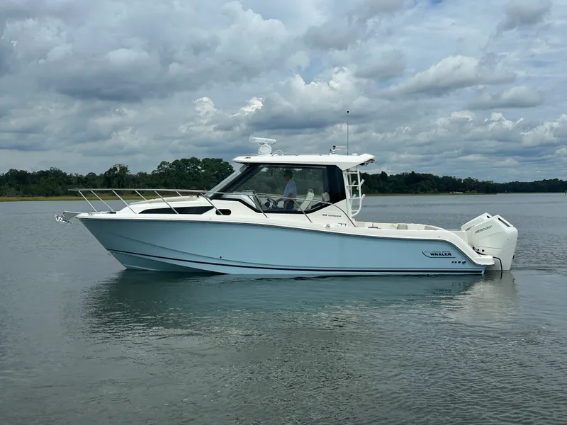 Slide: The Image of Boston Whaler 325 Conquest 2025 - 7