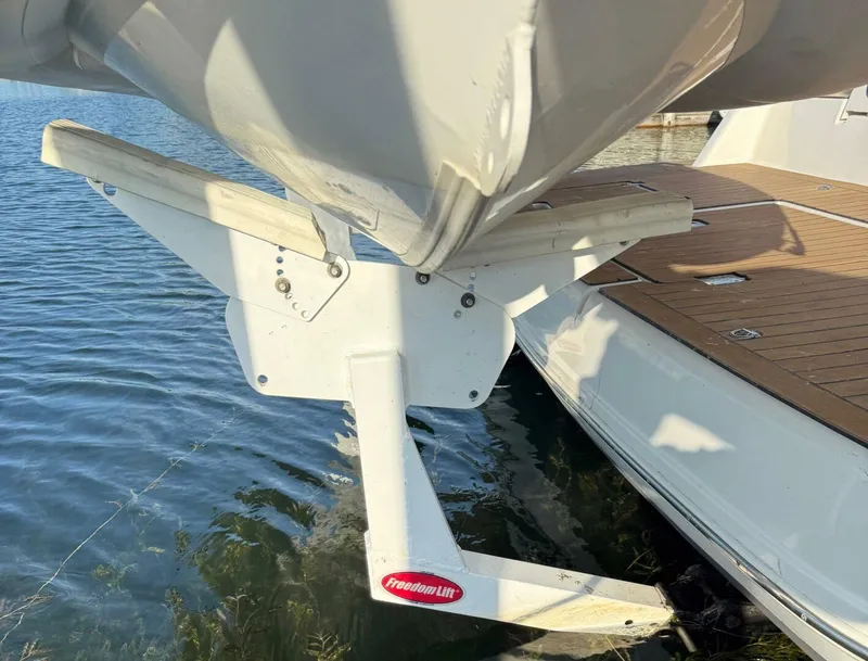 Slide: The Image of Cruisers 420 Express 2006 - 5466774