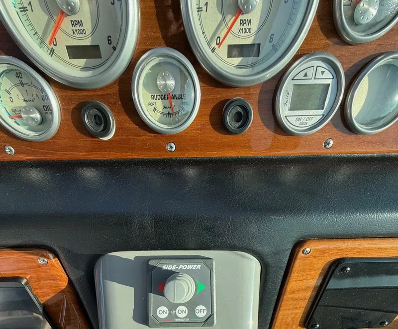 Slide: The Image of Cruisers Yachts 420 Express 2006 - 5466659