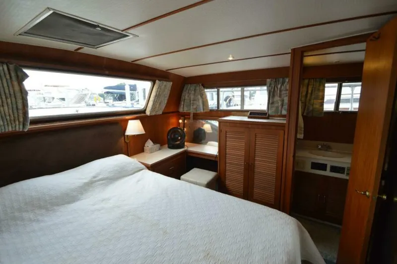 Slide: The Image of Tollycraft 48 CPMY 1991 - 5468334