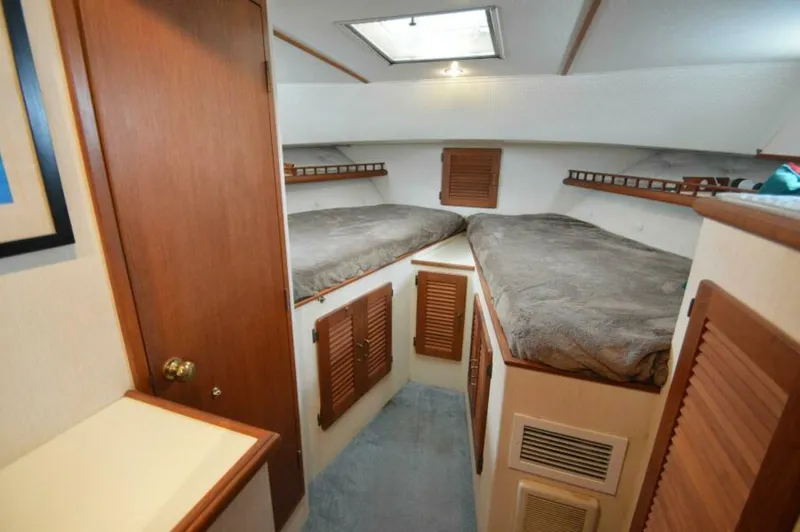 Slide: The Image of Tollycraft 48 CPMY 1991 - 5468335