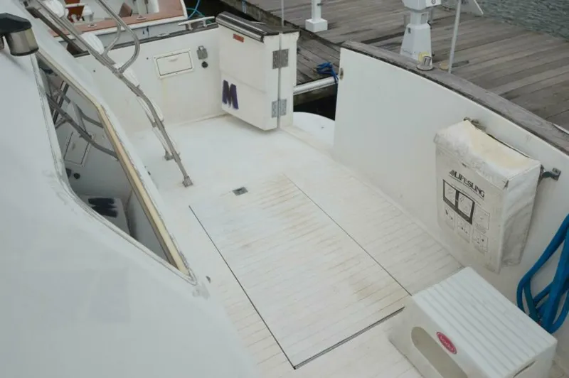 Slide: The Image of Tollycraft 48 CPMY 1991 - 5468308