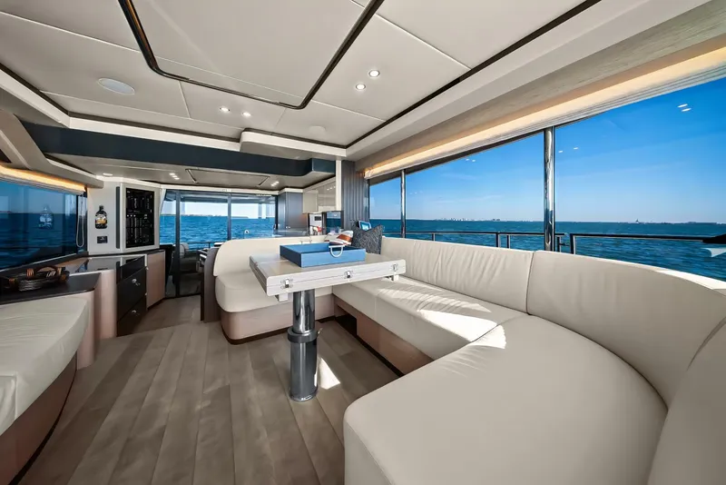 Slide: The Image of 2025 Absolute Navetta 53 - Salon - 5860749