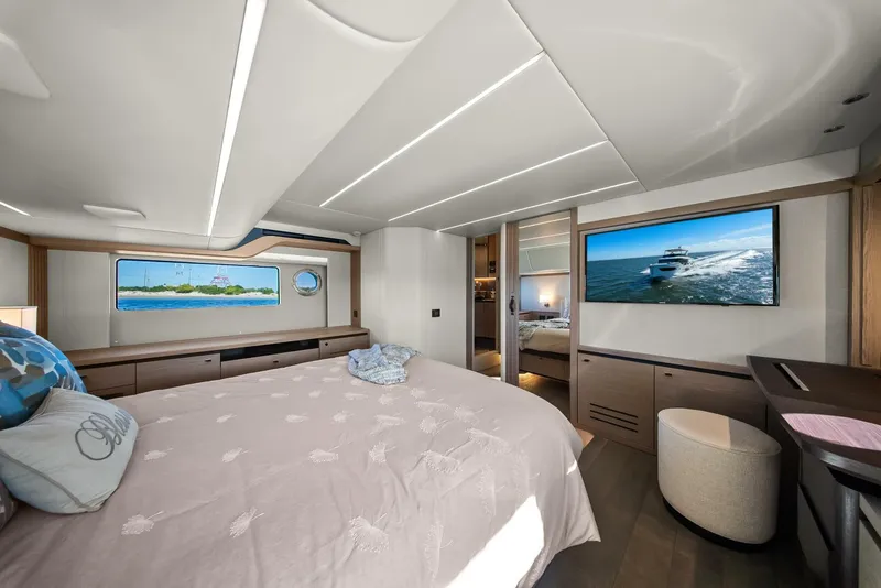 Slide: The Image of 2025 Absolute Navetta 53 - Staterom - 5860730