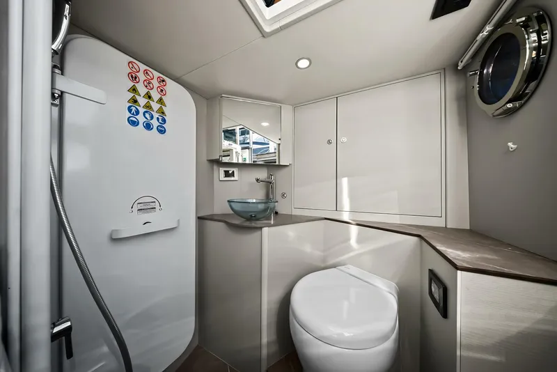 Slide: The Image of 2025 Absolute Navetta 53 - Head - 5860771