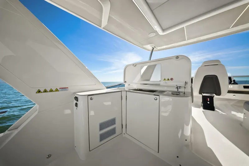 Slide: The Image of 2025 Absolute Navetta 53 - 5860751