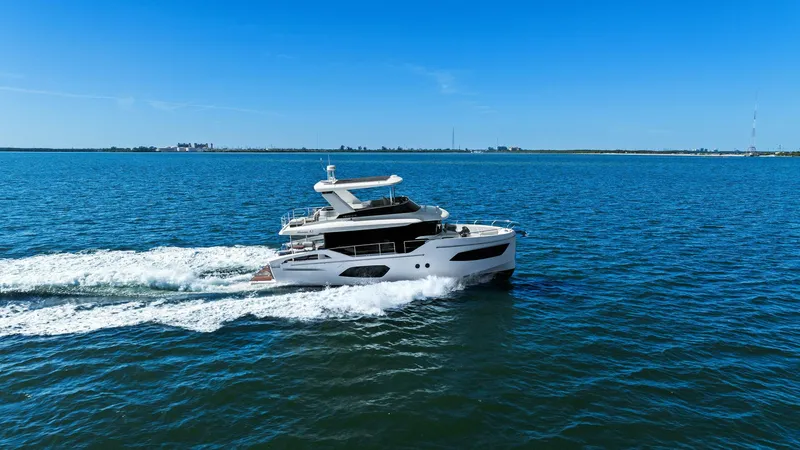 Slide: The Image of 2025 Absolute Navetta 53 - Profile - 5860722