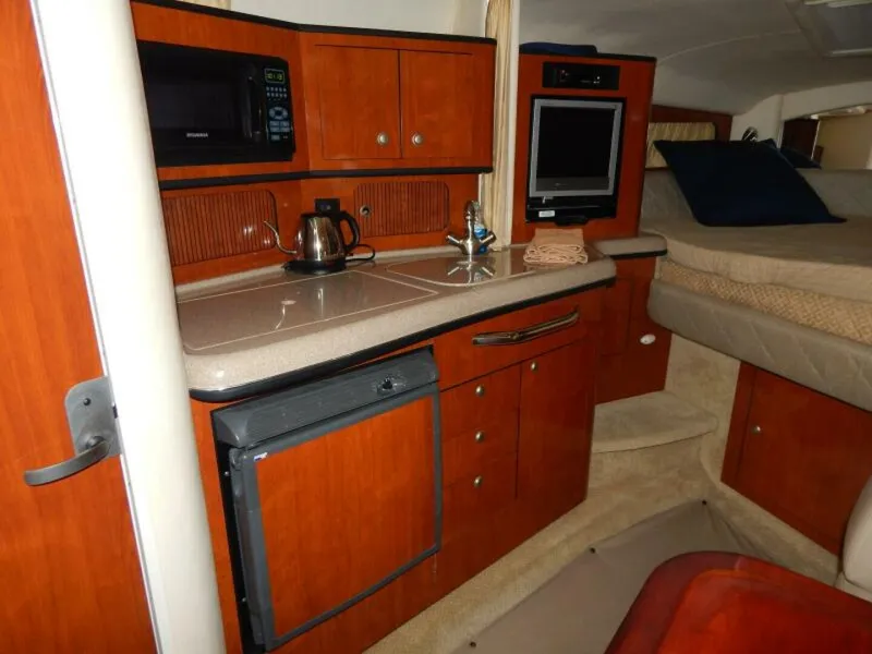 Slide: The Image of Sea Ray 300 Sundancer 2006 - 5468395