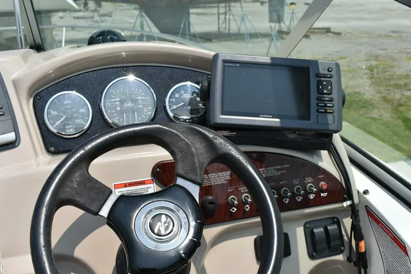 Slide: The Image of Sea Ray 240 Sundancer 2008 - 5468563