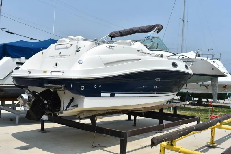 Slide: The Image of Sea Ray 240 Sundancer 2008 - 5468539