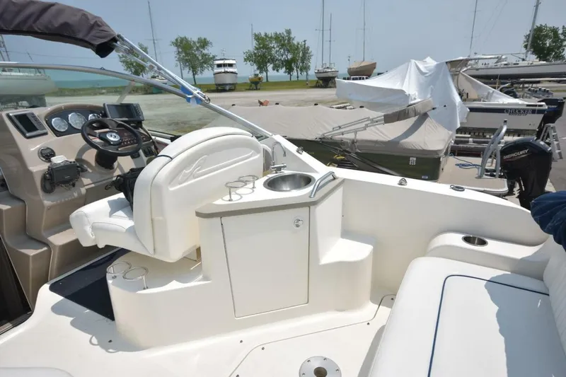 Slide: The Image of Sea Ray 240 Sundancer 2008 - 5468561