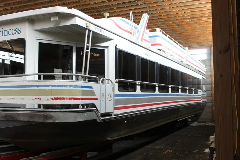 Slide: The Image of Commercial Sumerset 75 Houston 2000 - 5500192