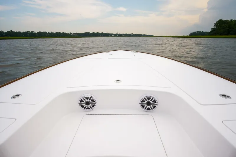 Slide: The Image of 2025 Valhalla V-28 Bay Boat - 5469510