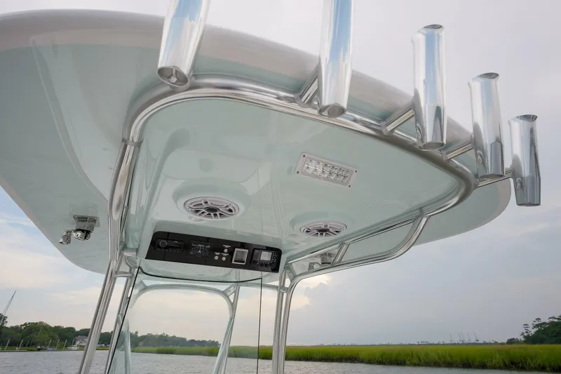 Slide: The Image of 2025 Valhalla V-28 Bay Boat - 5469537