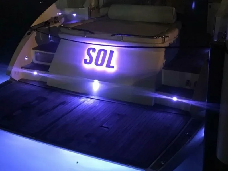 Slide: The Image of Azimut Atlantis 54 2010 - 5554459