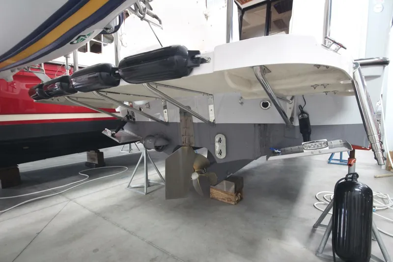 Slide: The Image of Ranger Tug R-29 Command Bridge Luxury Edition 2024 - 5469704