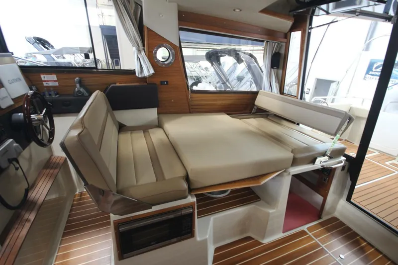 Slide: The Image of Ranger Tug R-29 Command Bridge Luxury Edition 2024 - 5469744