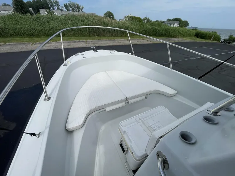 Slide: The Image of Boston Whaler 21 Outrage 1993 - 5470228