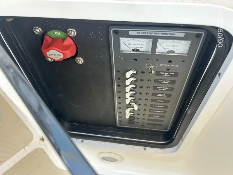 Slide: The Image of 25' Hunt electrical panel - 5470295